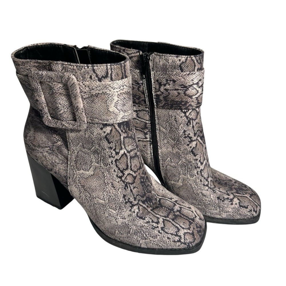 Pierre Dumas Kenzie Snake Print Design Booties Sz 6.5